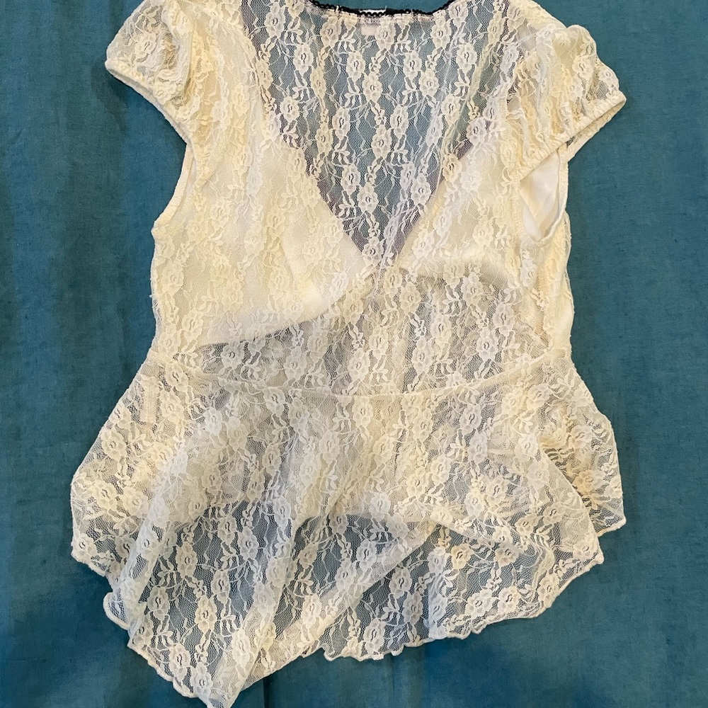 Kimchi Blue Cream and White Lace Top - Picture 5 of 7